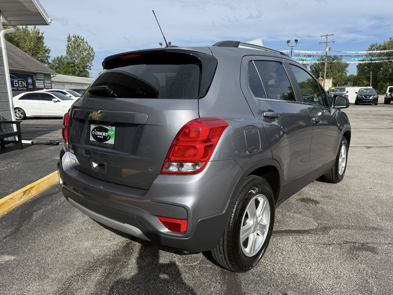 Used 2020 Chevrolet Trax LT FWD image 3