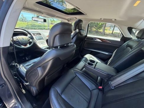 Used 2013 Lincoln MKZ FWD image 22