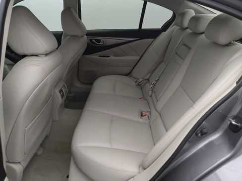 Used 2015 INFINITI Q50 Premium w/ Navigation Package RWD image 18