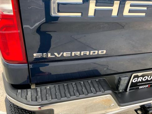 Used 2020 Chevrolet Silverado 1500 LTZ w/ LTZ Texas Edition RWD image 31