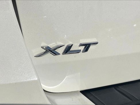 Certified 2022 Ford Explorer XLT w/ Equipment Group 202A image 31