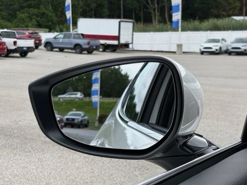 Used 2022 MAZDA MAZDA3 s FWD image 41