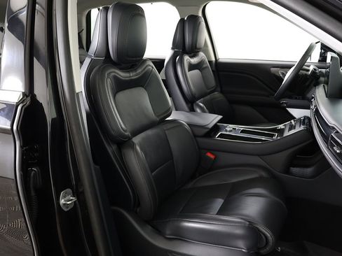 Used 2025 Lincoln Aviator Reserve w/ Equipment Group 201A AWD/4WD image 37