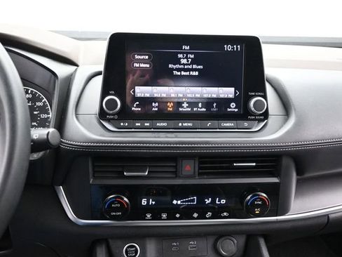 Used 2023 Nissan Rogue SV FWD image 23