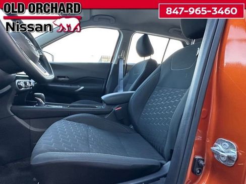 Used 2024 Nissan Kicks SV FWD image 11