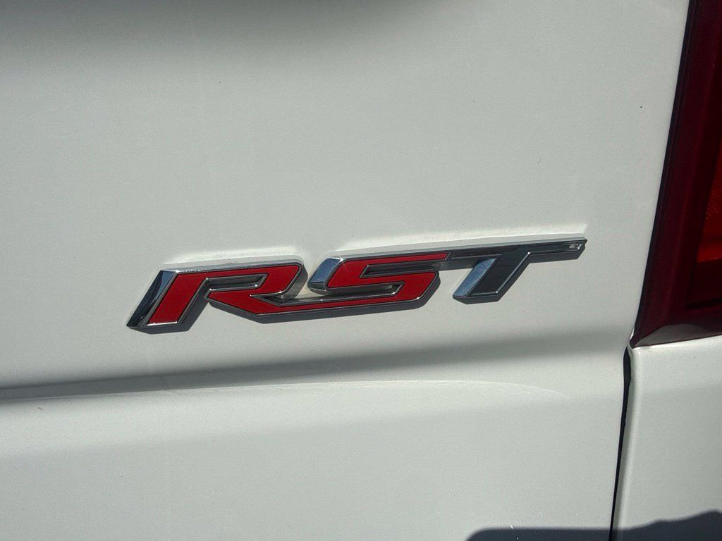Used 2022 Chevrolet Silverado 1500 RST w/ RST All Star Premium Package AWD/4WD image 11