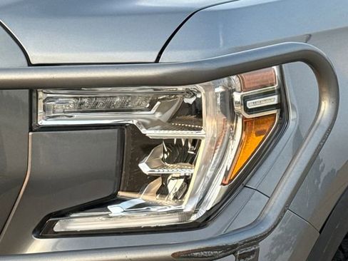 Used 2020 GMC Sierra 1500 AT4 w/ AT4 Premium Package AWD/4WD image 4