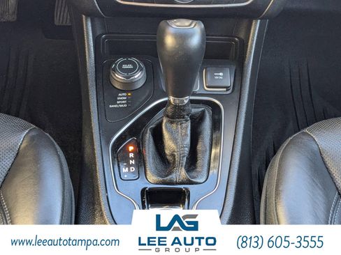 Used 2019 Jeep Cherokee Limited w/ Technology Group image 20