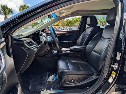 Used 2019 Cadillac XTS Luxury FWD image 8