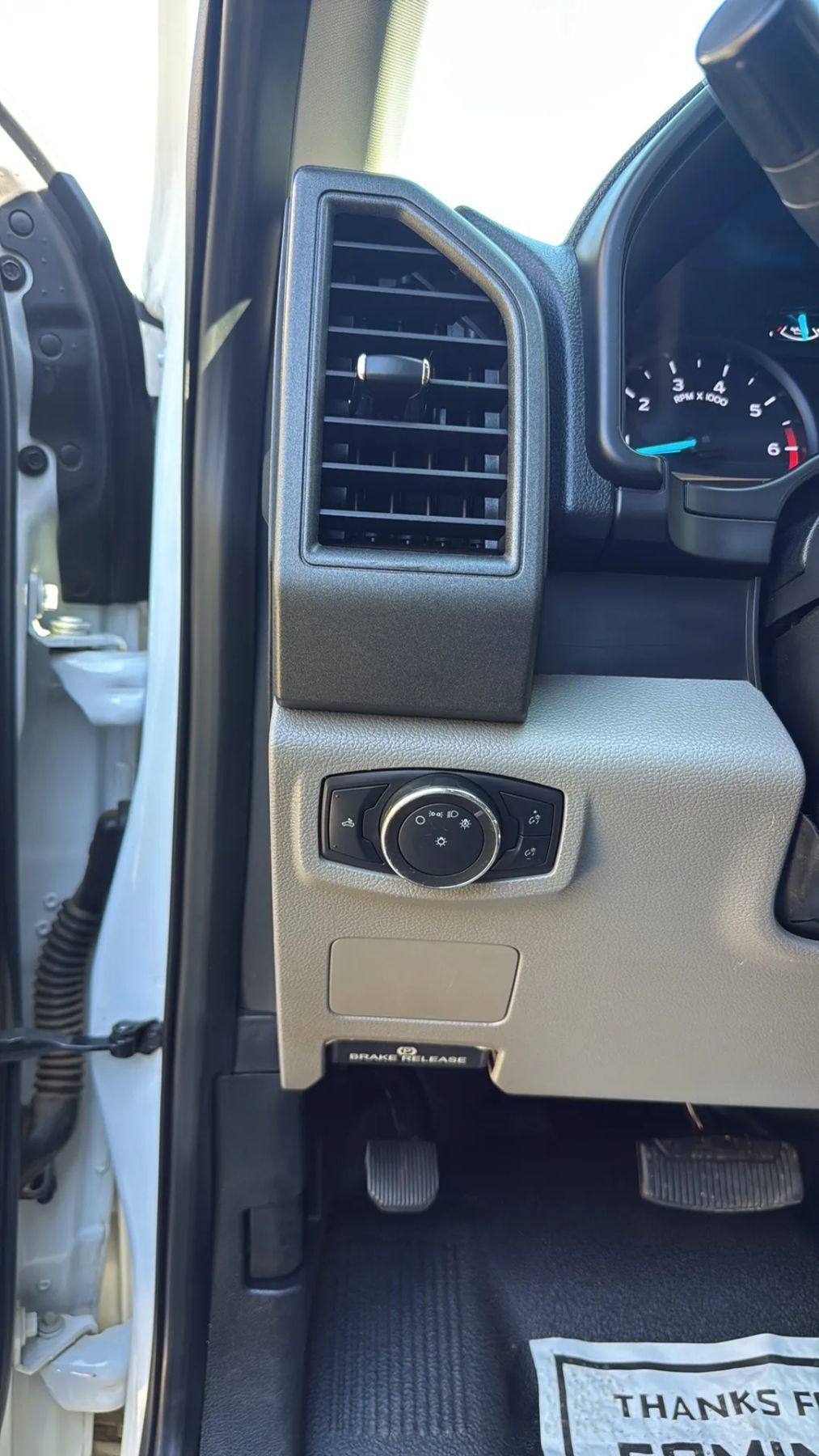 Used 2020 Ford F250 XL w/ Power Equipment Group RWD image 16