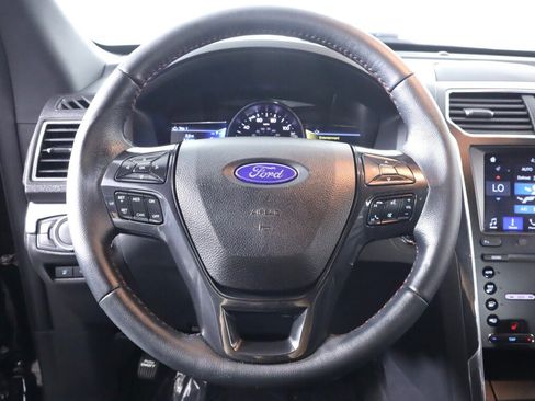 Used 2019 Ford Explorer Sport AWD/4WD image 12