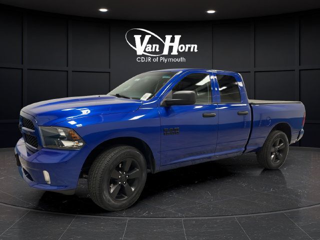 Used 2018 RAM 1500 Express w/ Express Value Package AWD/4WD image 3