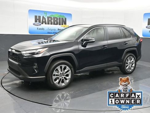 Used 2025 Toyota RAV4 XLE Premium FWD image 1