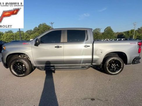 Used 2020 Chevrolet Silverado 1500 LT Trail Boss AWD/4WD image 8