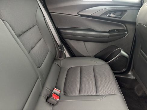 Used 2022 Chevrolet TrailBlazer RS FWD image 34