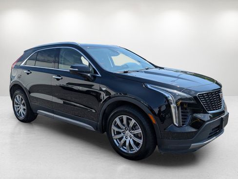 Used 2023 Cadillac XT4 Premium Luxury AWD/4WD image 3