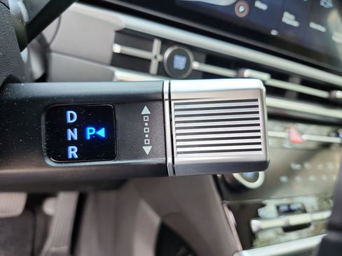 Certified 2025 Hyundai Santa Fe SEL image 15