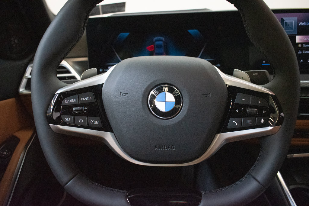 New 2026 BMW 330i xDrive Sedan w/ Premium Package AWD/4WD image 12