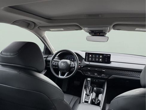 Used 2024 Honda Accord Touring image 23