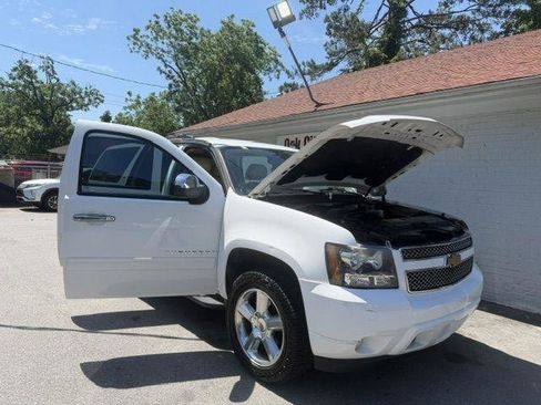 Used 2012 Chevrolet Suburban LT w/ All-Star Edition RWD image 7