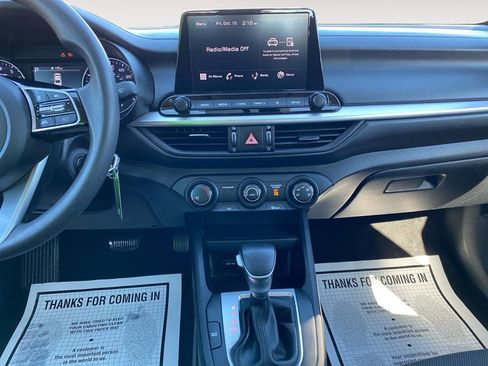 Used 2024 Kia Forte LXS image 11