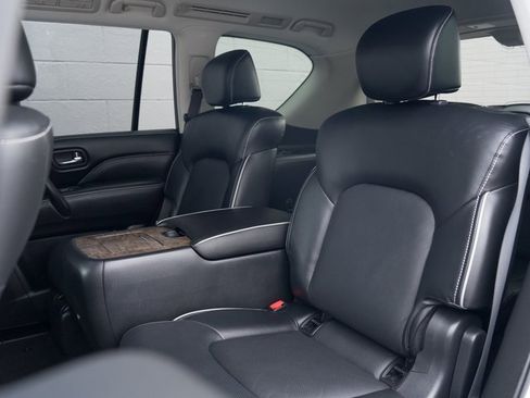 Used 2021 INFINITI QX80 Premium Select w/ All-Season Package image 18