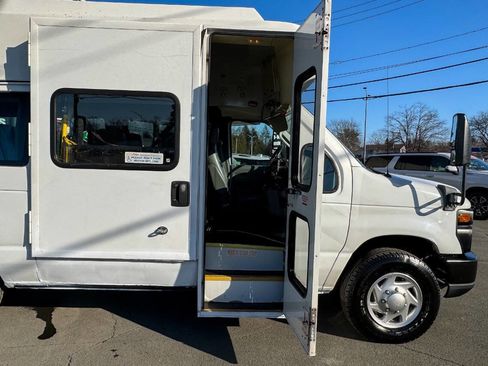 Used 2011 Ford E-350 and Econoline 350 Extended Super Duty w/ PWR Group image 26