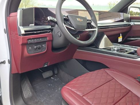New 2026 Cadillac Escalade Luxury image 27