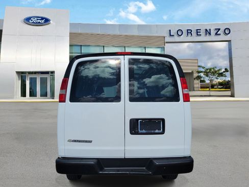 Used 2021 Chevrolet Express 2500 w/ Driver Convenience Package RWD image 6