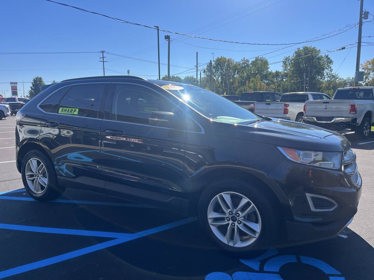 Used 2015 Ford Edge SEL FWD image 3