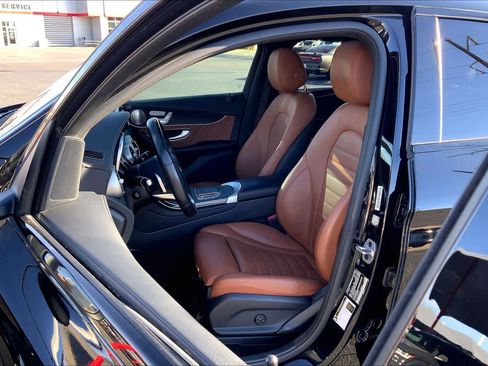 Used 2023 Mercedes-Benz GLC 300 4MATIC Coupe image 8