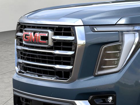 New 2026 GMC Yukon XL Elevation w/ LPO, Floor Liner Package AWD/4WD image 13