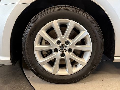 Used 2018 Volkswagen Passat 2.0T S image 24