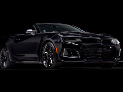 Used 2022 Chevrolet Camaro ZL1 RWD image 12