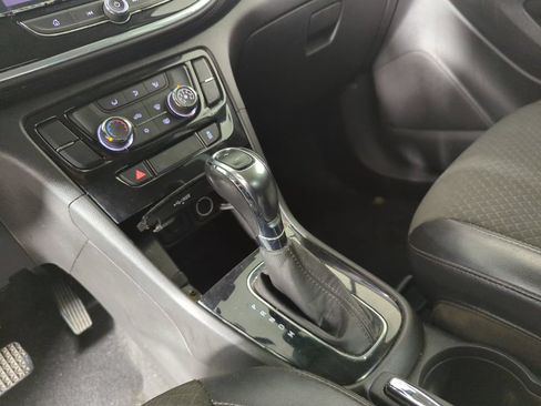Used 2019 Buick Encore Preferred FWD image 19