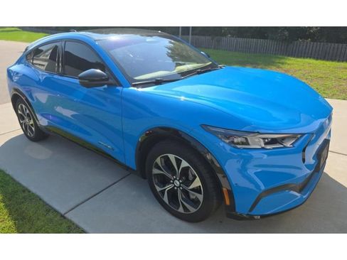 Used 2023 Ford Mustang Mach-E Premium AWD/4WD image 2