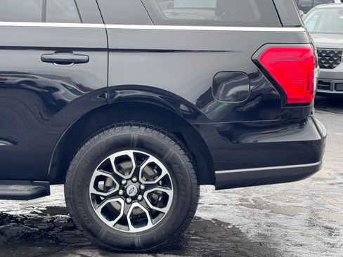 Used 2024 Ford Expedition XLT image 42