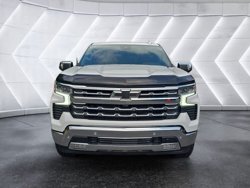 Used 2025 Chevrolet Silverado 1500 LTZ w/ LTZ Premium Package AWD/4WD image 8