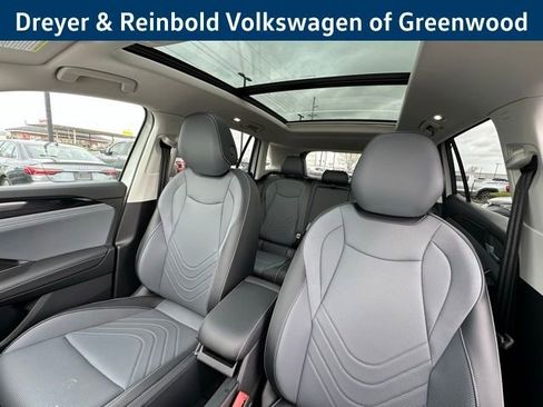 New 2026 Volkswagen Tiguan SE AWD/4WD image 27