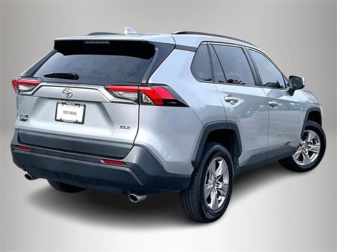 Used 2023 Toyota RAV4 XLE image 5
