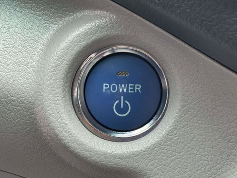Used 2012 Toyota Highlander Limited AWD/4WD image 21