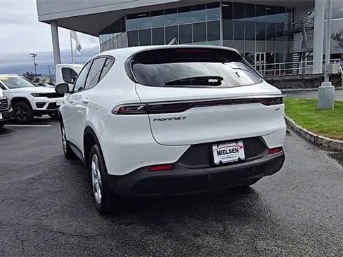 Used 2024 Dodge Hornet GT image 3