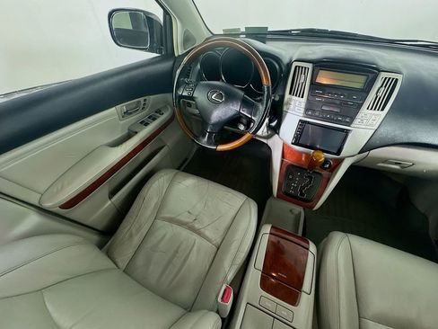 Used 2005 Lexus RX 330 image 9