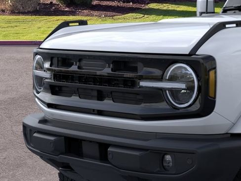 New 2025 Ford Bronco Outer Banks AWD/4WD image 19