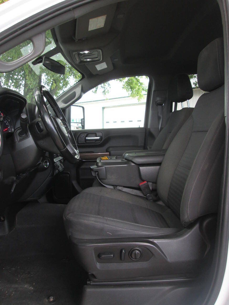 Used 2023 Chevrolet Silverado 2500 LT w/ Convenience Package AWD/4WD image 11