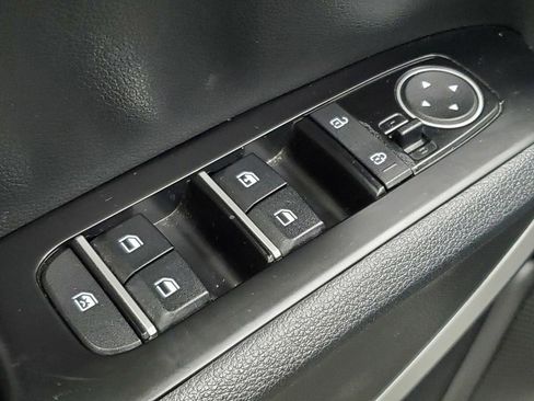 Used 2024 Kia Soul LX w/ Option Group 015 FWD image 27