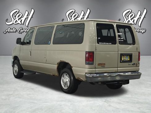 Used 2012 Ford E-350 and Econoline 350 XLT RWD image 13