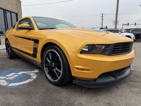 Used 2012 Ford Mustang Boss 302 w/ Boss 302 Accessory Pkg image 3