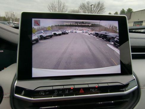 New 2026 Jeep Compass Limited w/ Sun, Sound & Navigation Group image 15