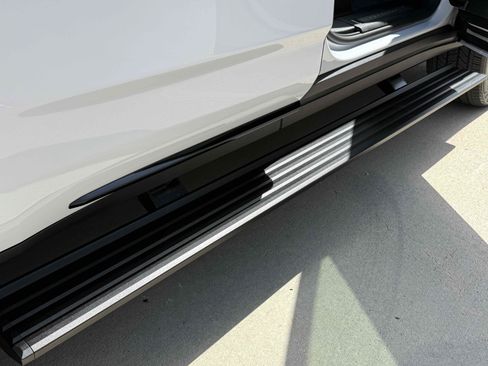 Used 2026 Cadillac Escalade V w/ LPO, ONYX Package AWD/4WD image 69